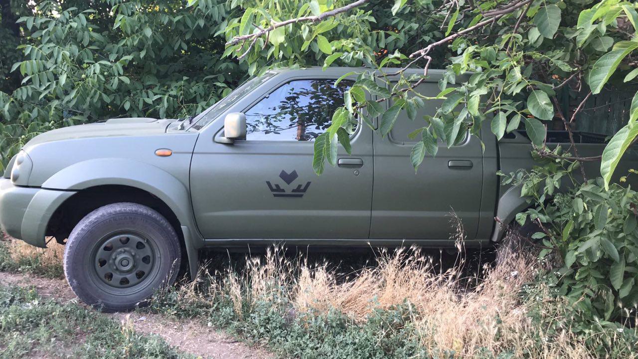 Favbet Foundation придбав для українських військових два автомобілі